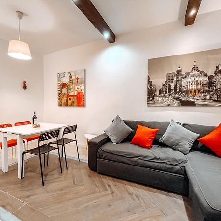Fee4Me. Amazing Apartment In The Heart Of Lavapies مدريد المظهر الخارجي الصورة