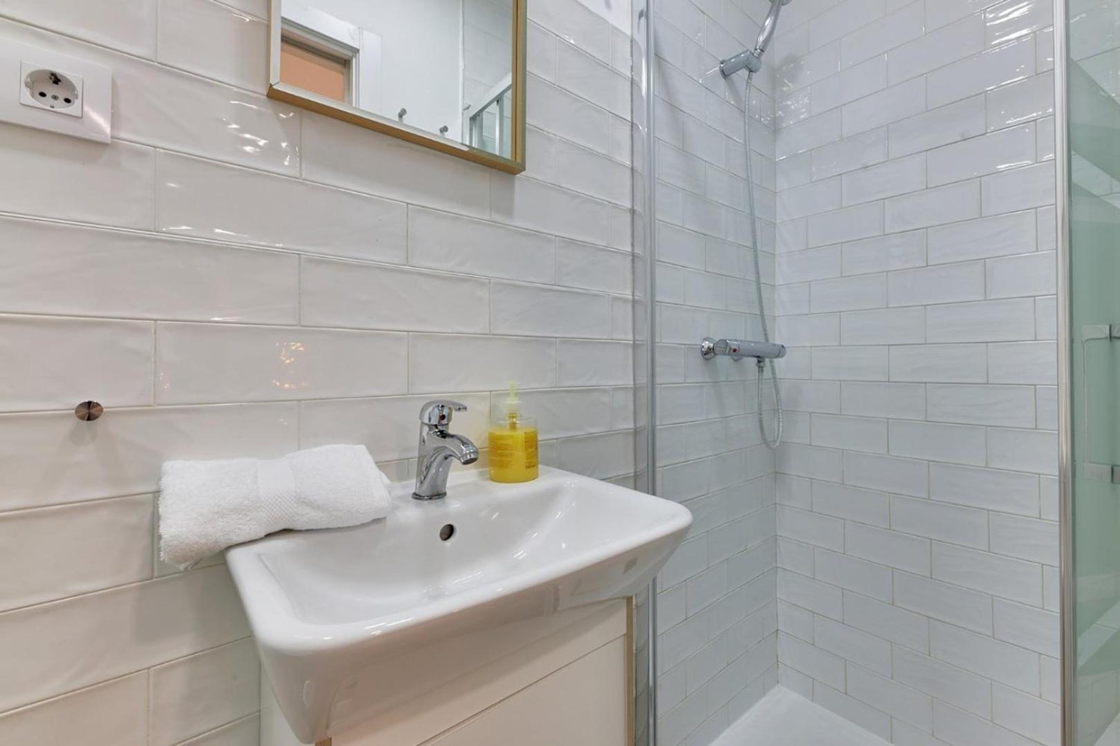 Fee4Me. Amazing Apartment In The Heart Of Lavapies مدريد المظهر الخارجي الصورة
